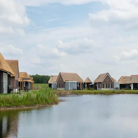 Chalet Tiny House With Air Conditioning, On A Park, 12 Km From Eindhoven *
