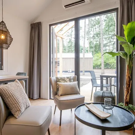 Chalet Tiny House With Air Conditioning, On A Park, 12 Km From Eindhoven Mierlo